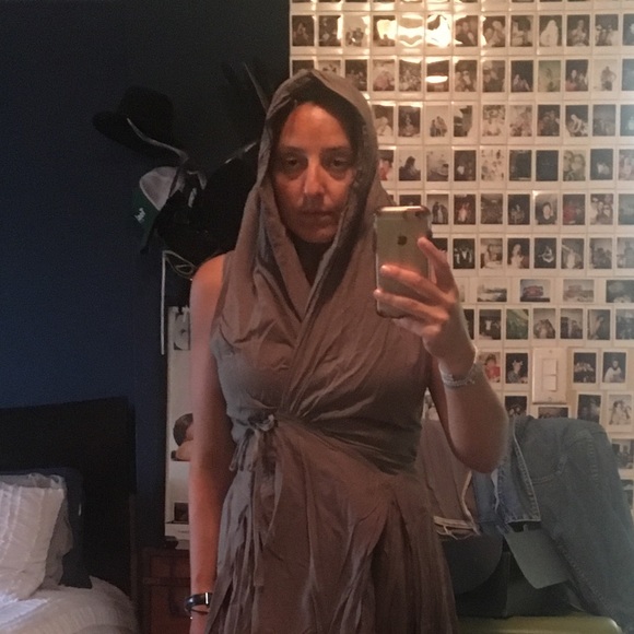 Olive Green Wrap w Hood - Picture 6 of 6